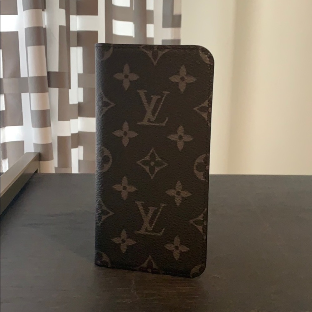 Louis Vuitton  Eclipse Xs max folio